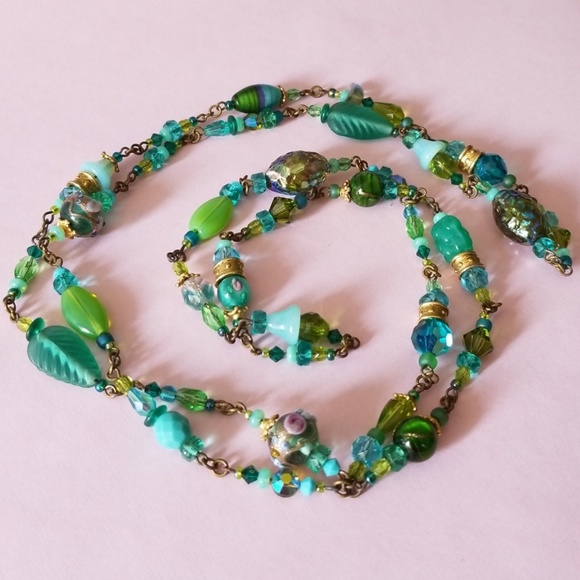 Long Flapper style beaded necklace! 1920's style - Picture 2 of 4